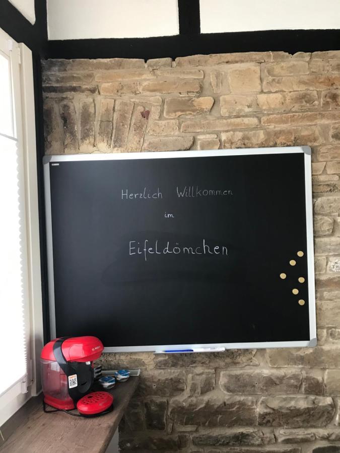 巴特明斯特艾弗尔Ferienhaus Eifeldoemchen别墅 外观 照片